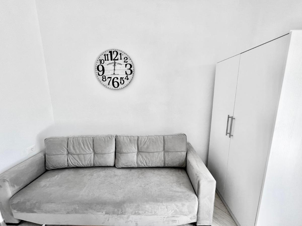 Propery Under Renovation Apartment Sarande Exterior photo