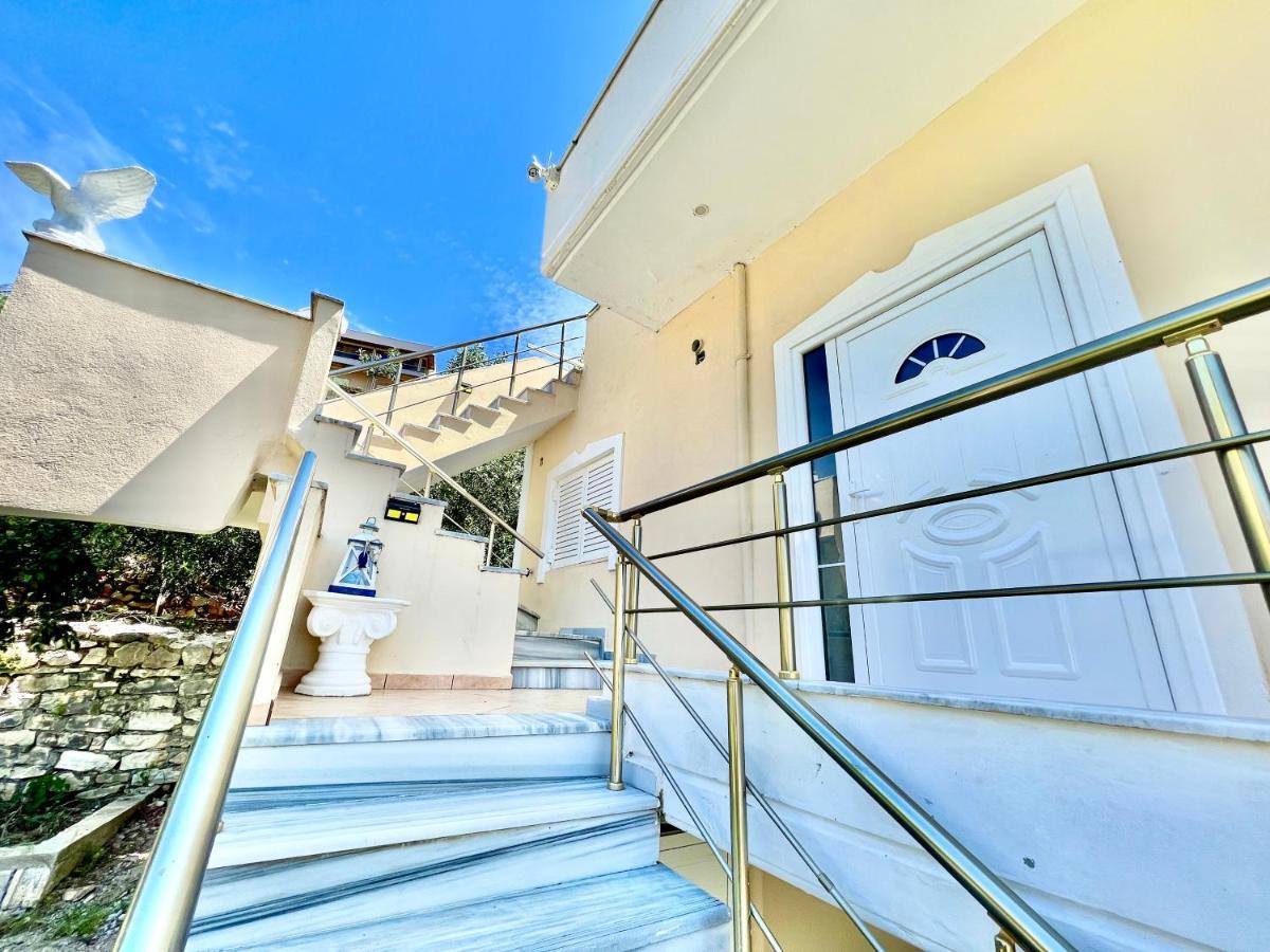 Propery Under Renovation Apartment Sarande Exterior photo